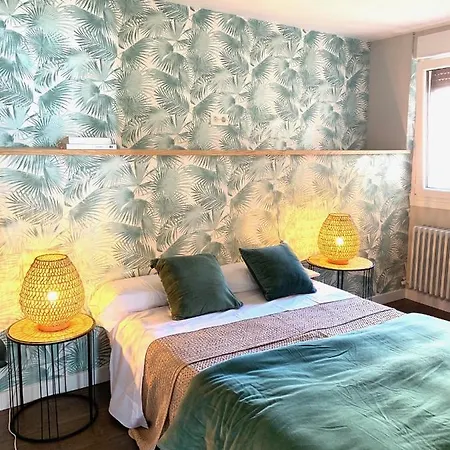 Emerita Luxury شقة Burgo